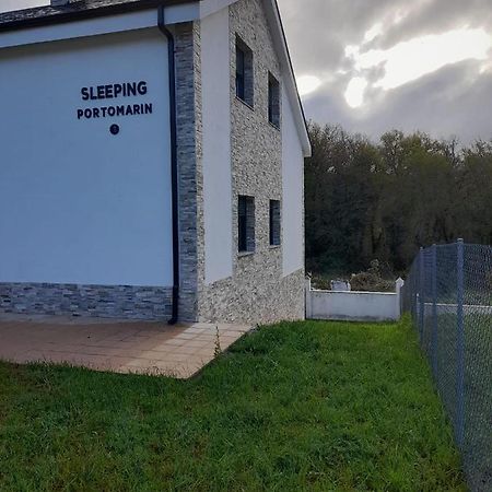 Отель Sleeping Portomarin 1 Экстерьер фото